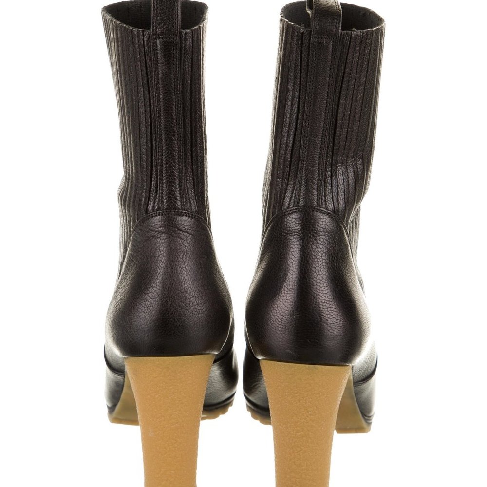 Gucci Mid-Calf Black Leather Boots - Picture 5 of 6
